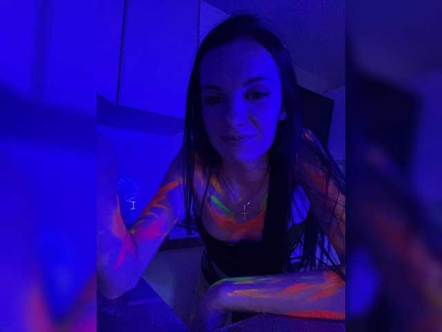 Live sex webcam photo for ShirleyLaMoon #274396296