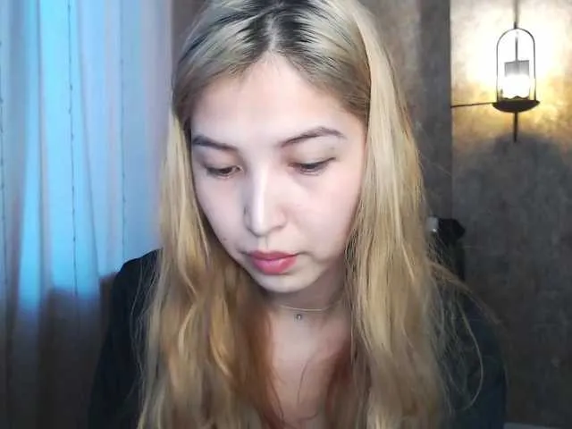 Live sex webcam photo for ShowMGO #272291679