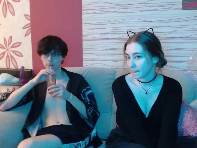 Live sex webcam photo for Shrimprolls #288064786