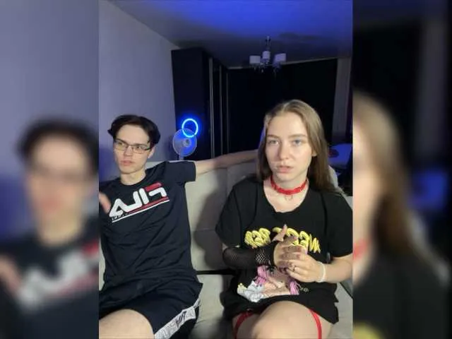 Live sex webcam photo for Shrimprolls #288064813