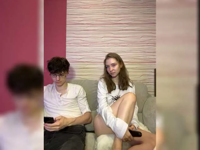 Live sex webcam photo for Shrimprolls #288064823