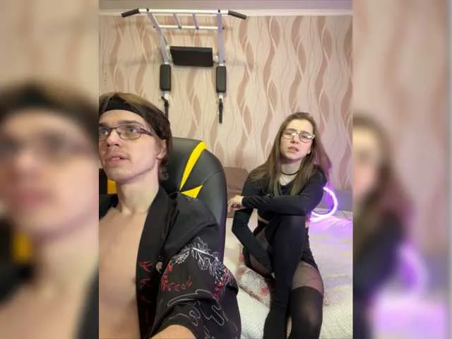 Live sex webcam photo for Shrimprolls #288064866