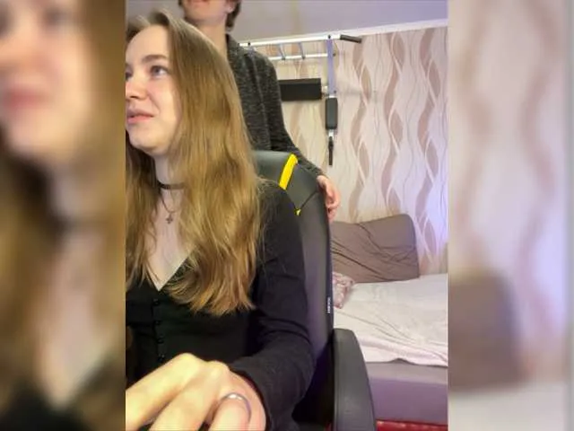 Live sex webcam photo for Shrimprolls #288064868