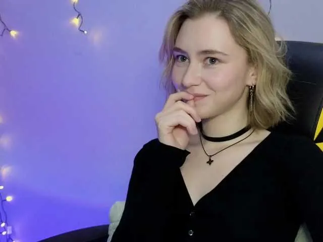 Live sex webcam photo for Shrimprolls #290443678