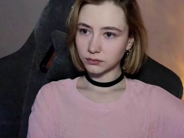 Live sex webcam photo for Shrimprolls #290634650