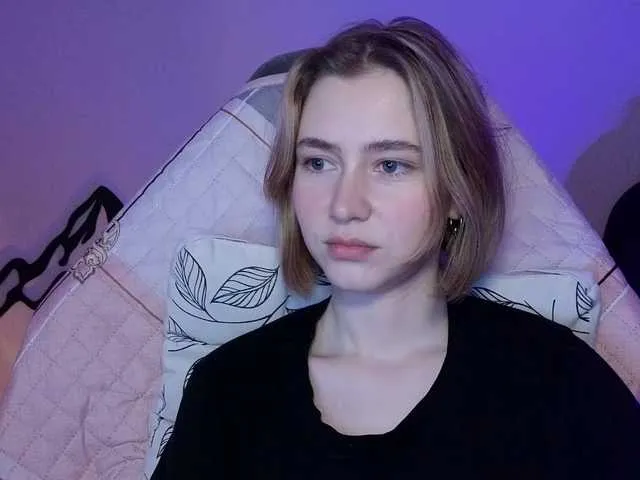 Live sex webcam photo for Shrimprolls #290678895