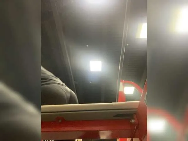 Live sex webcam photo for ShurochkaTV #276371183