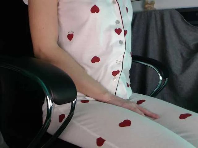 Live sex webcam photo for Shy-SweetGirl #272598719