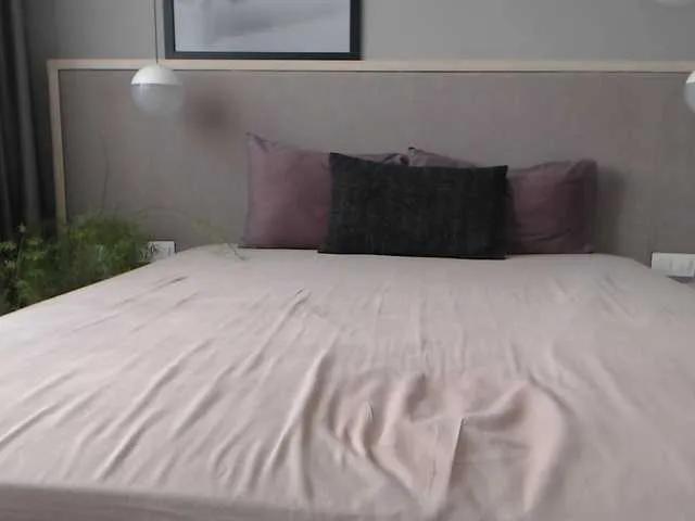 Live sex webcam photo for Shy-SweetGirl #273023264