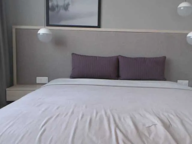 Live sex webcam photo for Shy-SweetGirl #275607144