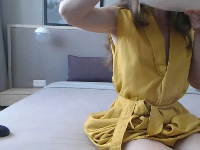Live sex webcam photo for Shy-SweetGirl #276087607