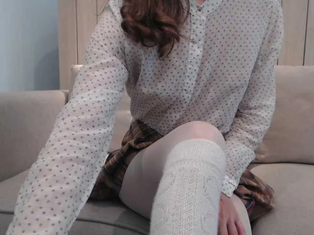 Live sex webcam photo for Shy-SweetGirl #276586283