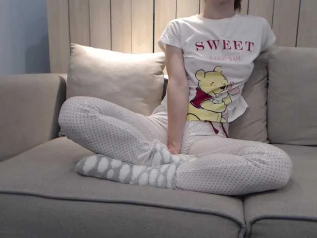 Live sex webcam photo for Shy-SweetGirl #277292697