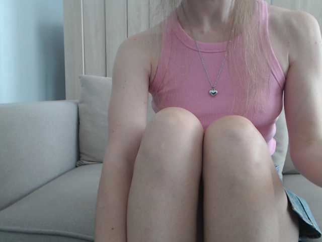 Live sex webcam photo for Shy-SweetGirl #290520222