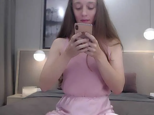 Live sex webcam photo for Shy-SweetGirl #292144426