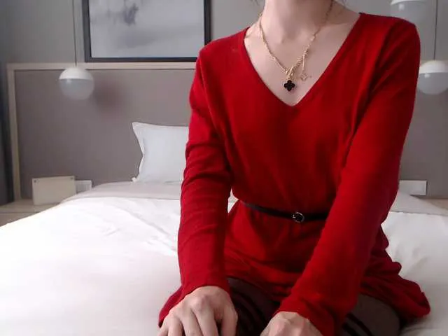 Live sex webcam photo for Shy-SweetGirl #292328192