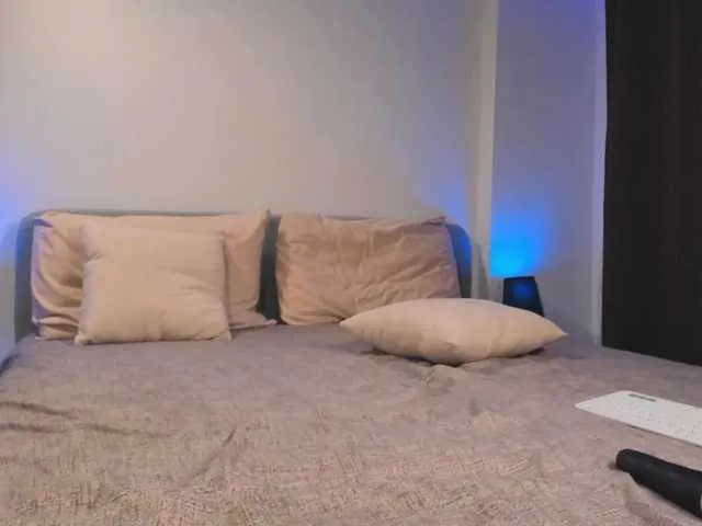 Live sex webcam photo for ShySara #291058883