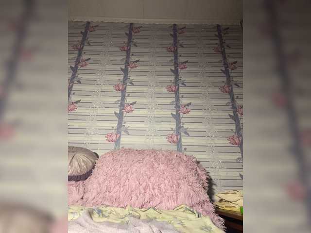 Live sex webcam photo for ShySexyBaby #271895439