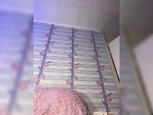 Live sex webcam photo for ShySexyBaby #271920098