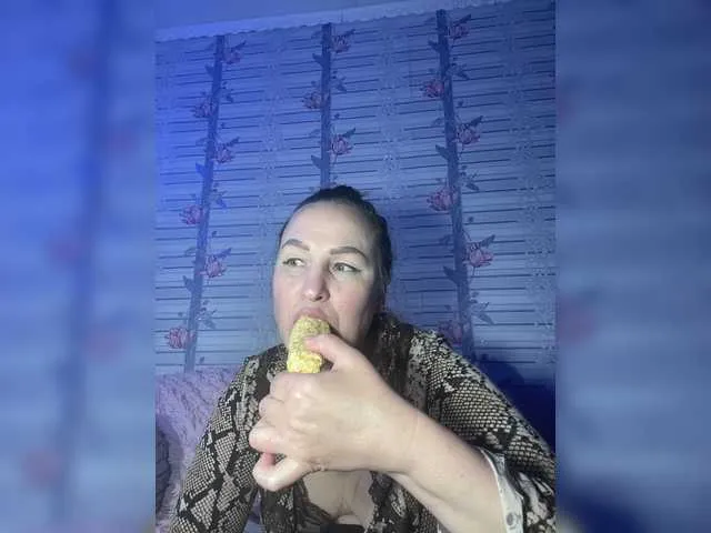 Live sex webcam photo for ShySexyBaby #272308393