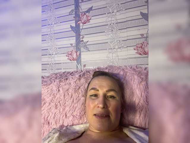 Live sex webcam photo for ShySexyBaby #272346267