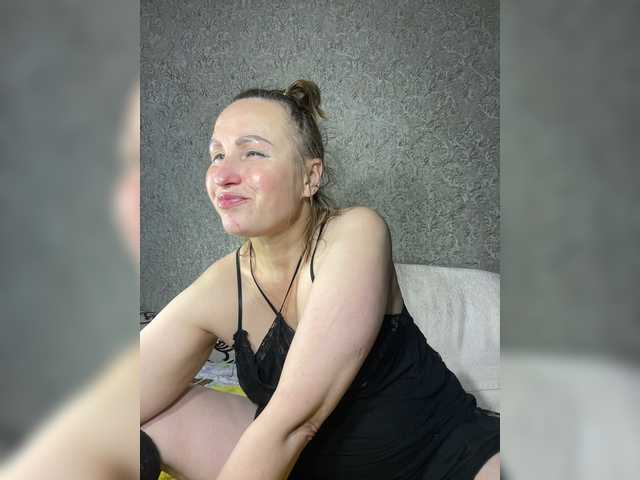 Live sex webcam photo for ShySexyBaby #273702369