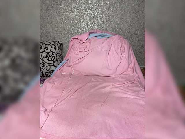 Live sex webcam photo for ShySexyBaby #273837847