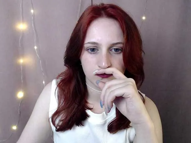 Live sex webcam photo for ShyShy1 #278174087
