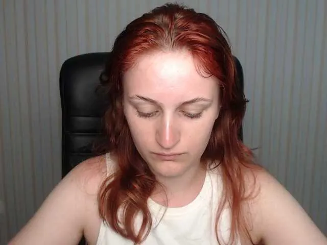 Live sex webcam photo for ShyShy1 #278272823