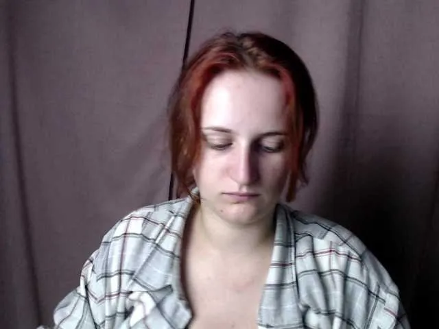 Live sex webcam photo for ShyShy1 #288771816