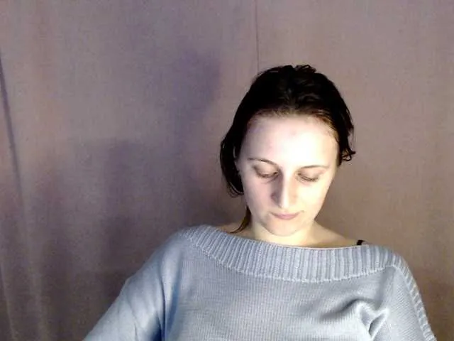 Live sex webcam photo for ShyShy1 #290460291
