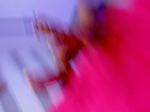 Live sex webcam photo for Sia-37 #273766372