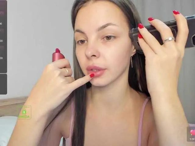 Live sex webcam photo for Sia-small #290152276