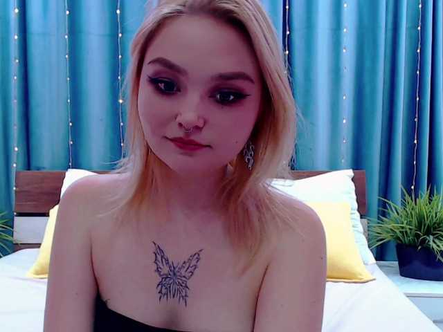 Live sex webcam photo for SiaPixie #288077969