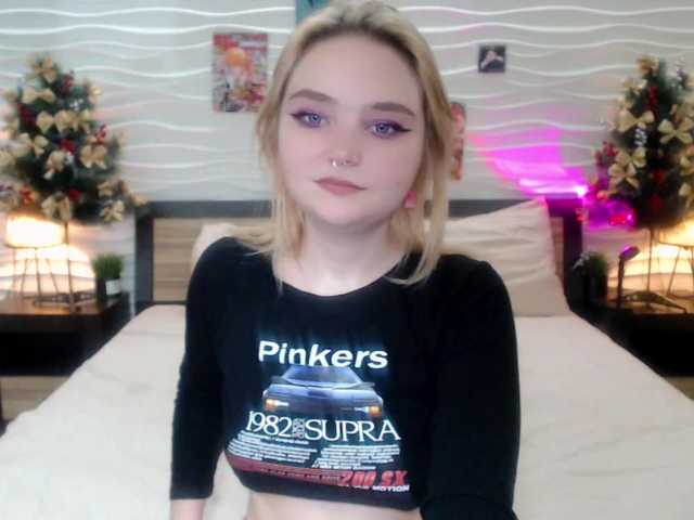 Live sex webcam photo for SiaPixie #288077987