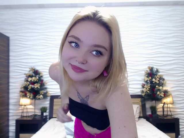 Live sex webcam photo for SiaPixie #288077994