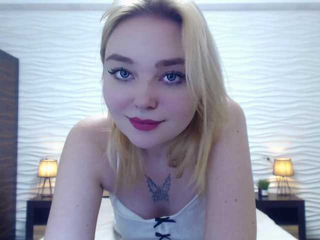 Live sex webcam photo for SiaPixie #288078013