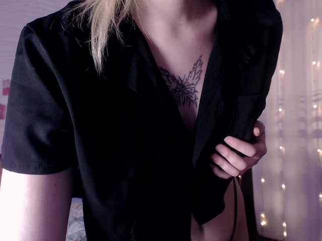 Live sex webcam photo for SiaPixie #288078103