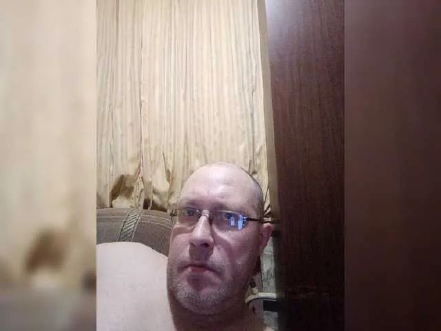 Live sex webcam photo for SiberianPesc #277464122