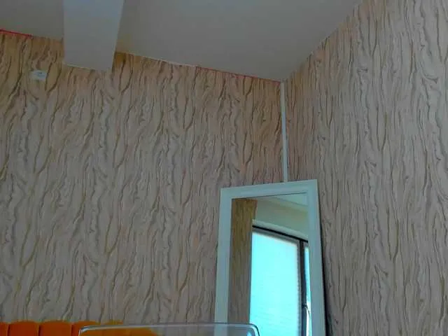 Live sex webcam photo for SierraBlazee #277695463