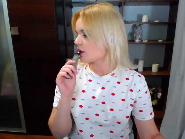 Live sex webcam photo for SignOfGoodTim #274428398