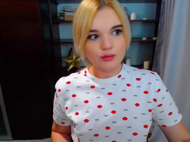 Live sex webcam photo for SignOfGoodTim #274488756