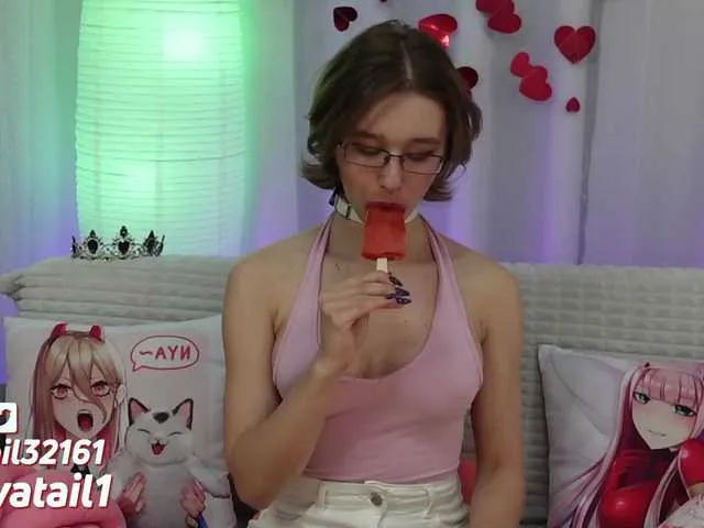 Live sex webcam photo for SilvaTail #290675335