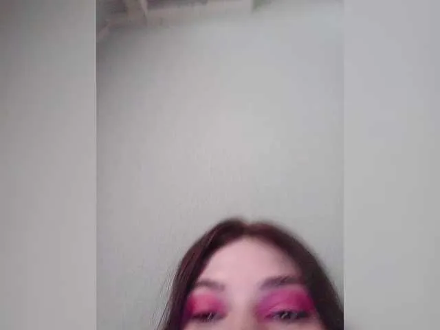 Live sex webcam photo for SilviaGrace #290150781