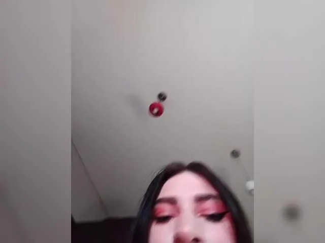 Live sex webcam photo for SilviaGrace #291933809