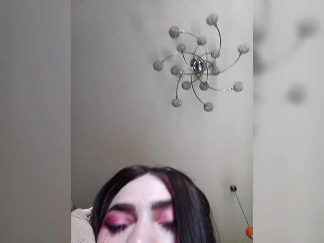 Live sex webcam photo for SilviaGrace #291974241