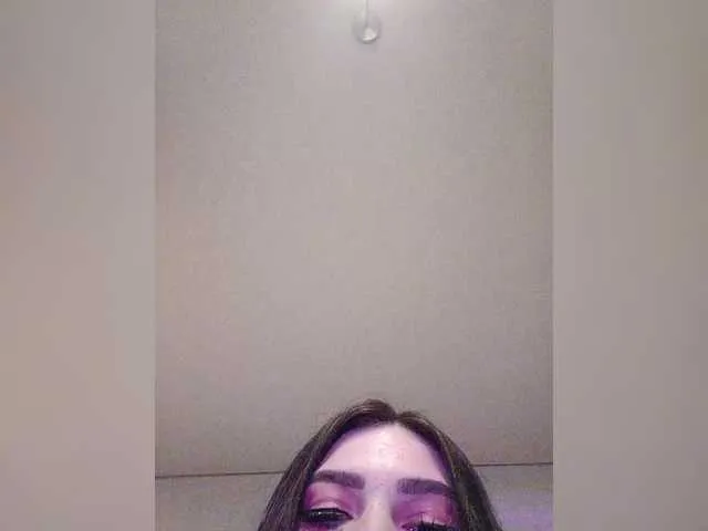 Live sex webcam photo for SilviaGrace #292348227