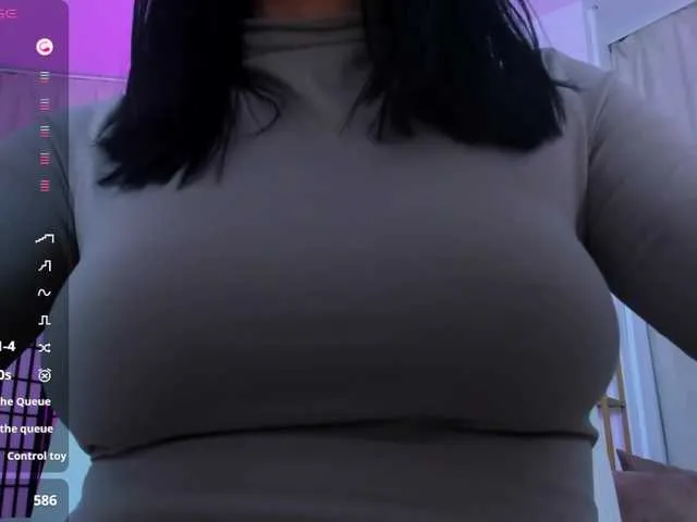 Live sex webcam photo for SinCityLiz #290145436