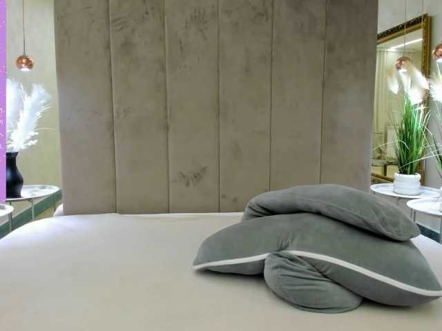 Live sex webcam photo for SinDiamond #276269318