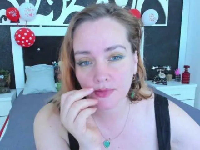 Live sex webcam photo for SinFulTitsDD #277609495